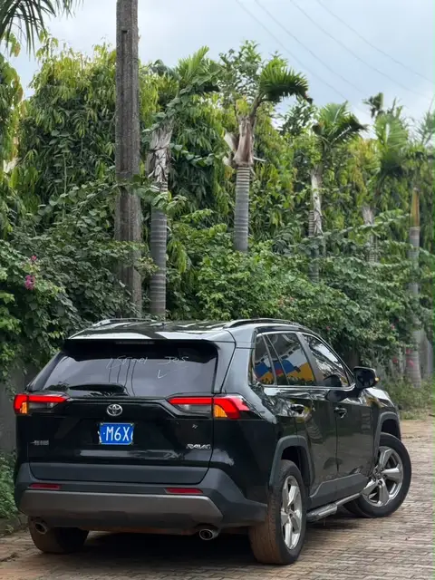 Toyota Rav4 FOREIGN USED 