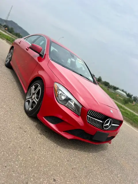 Mercedes Benz CLA-Class CLA 250 FOREIGN USED 