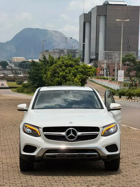 Mercedes Benz GLC-Class GLC300 Coupe