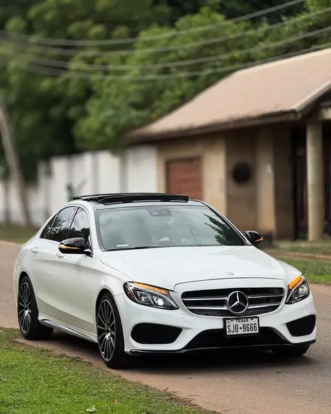 Mercedes Benz C-Class C300