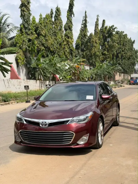 Toyota Avalon 2014 TOYOTA AVALON LIMITED  -—