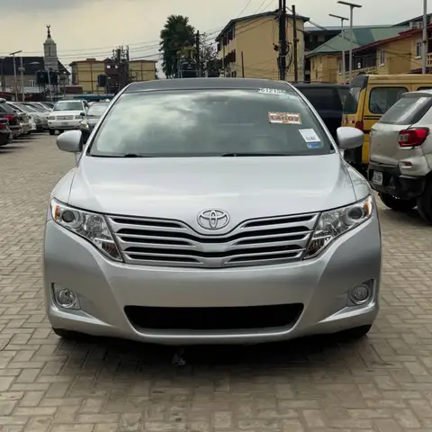 Toyota Highlander LE 