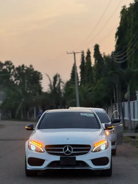 Mercedes Benz C-Class C300 C300