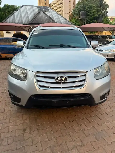 Hyundai Santa FE Full Options 