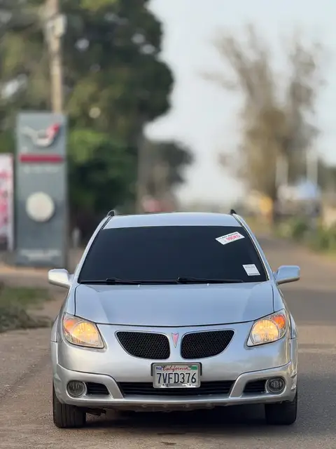 Pontiac Vibe Full Options 