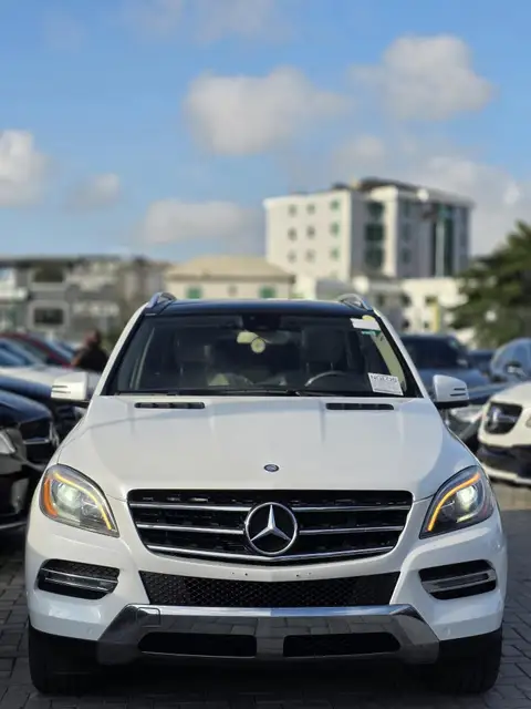 Mercedes Benz ML-Class ML350