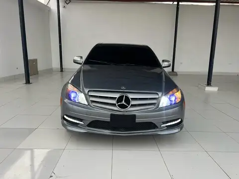 Mercedes Benz C-Class C300