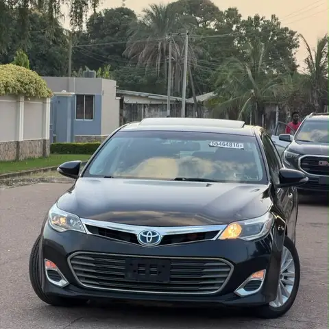 Toyota Avalon Toyota Avalon XLE Hybrid 2015