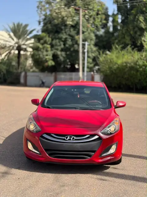Hyundai Elantra GT 