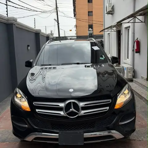 Mercedes Benz GLE-Class GLE 350