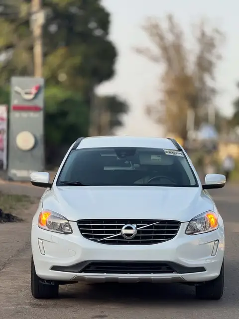 Volvo XC60 T5